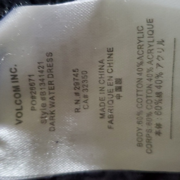 Volcom sweater dress - Picture 6 of 6